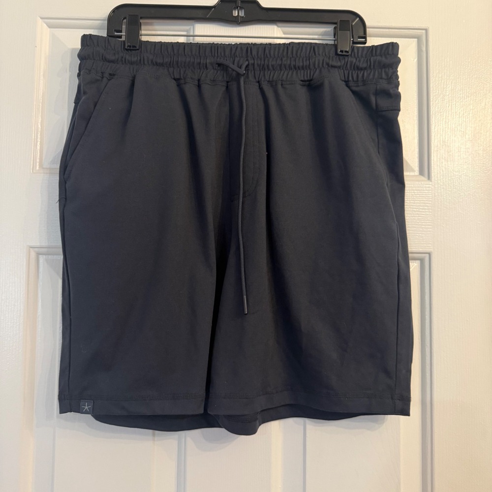 Men's Barefoot‎ Dreams Malibu Butter Soft Track Shorts Basketball lounge bottoms - Picture 2 of 6